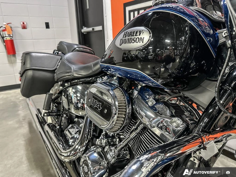 2022 Harley-davidson Flhcs
