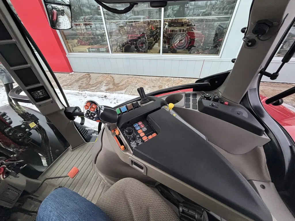 2019 Case IH Maxxum 125 CVT