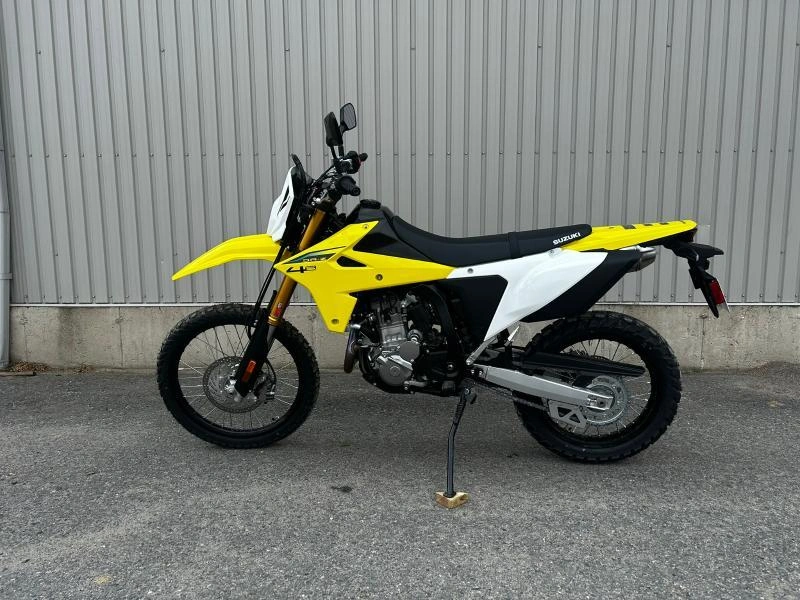 2025 Suzuki Dr-z4s alt