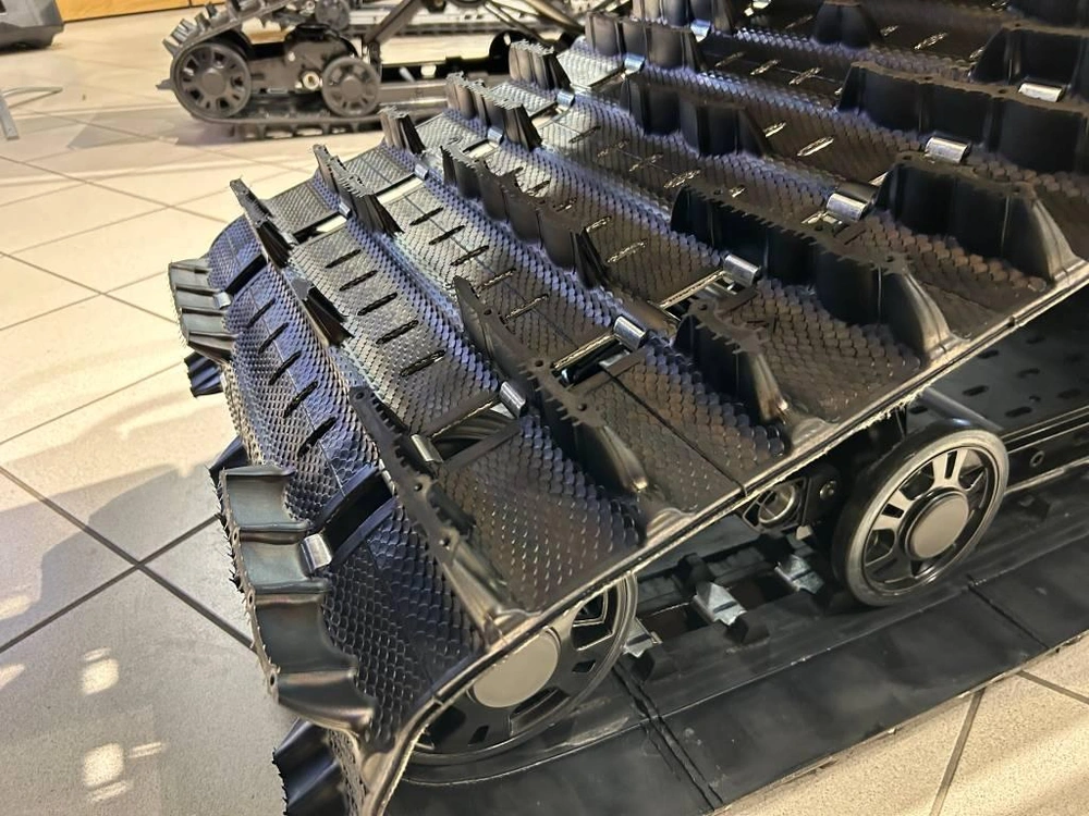 Ski-doo Skandic Le 24'' 600r E-tec Silent Cobra 1.5'' E.s. 2026 alt