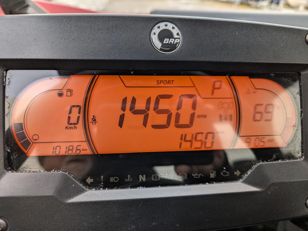 2024 Can-am Com Xt 64 1000r Rd 24 6grb alt