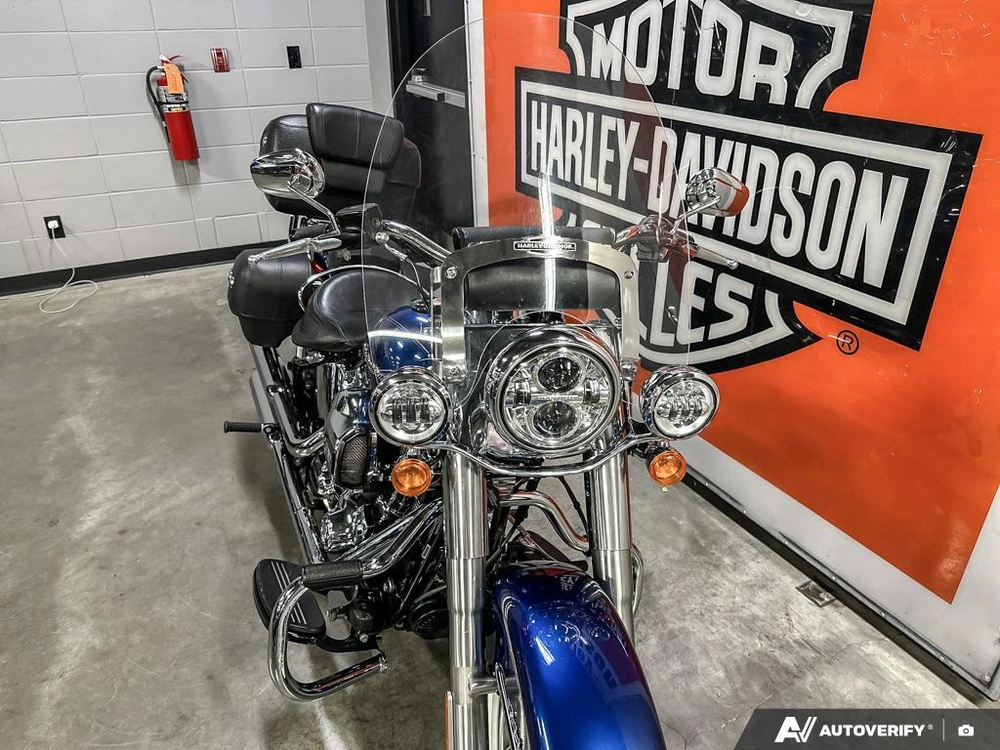 2016 Harley-davidson Deluxe alt