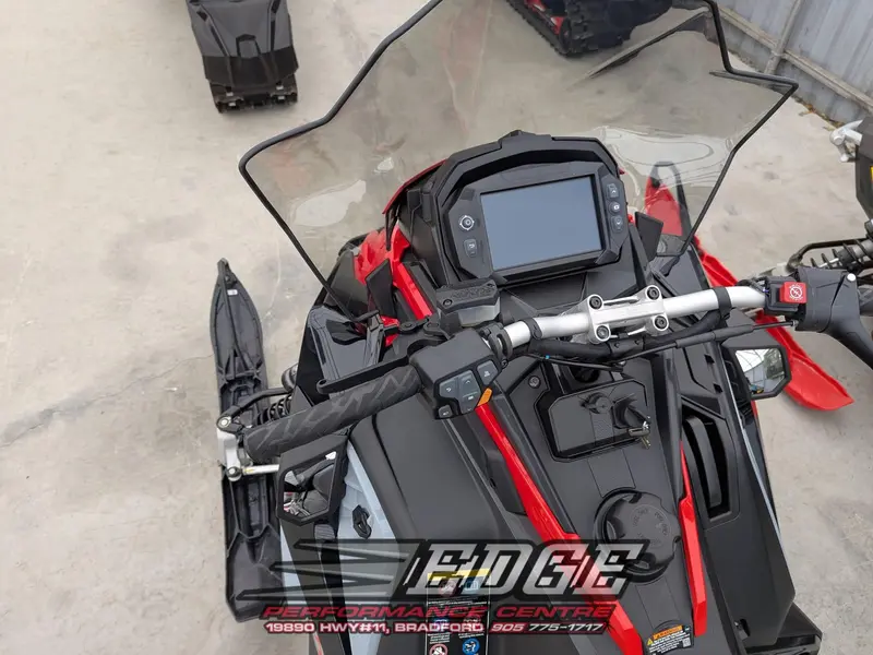 2025 Polaris 650 Indy Adventure 137 7S