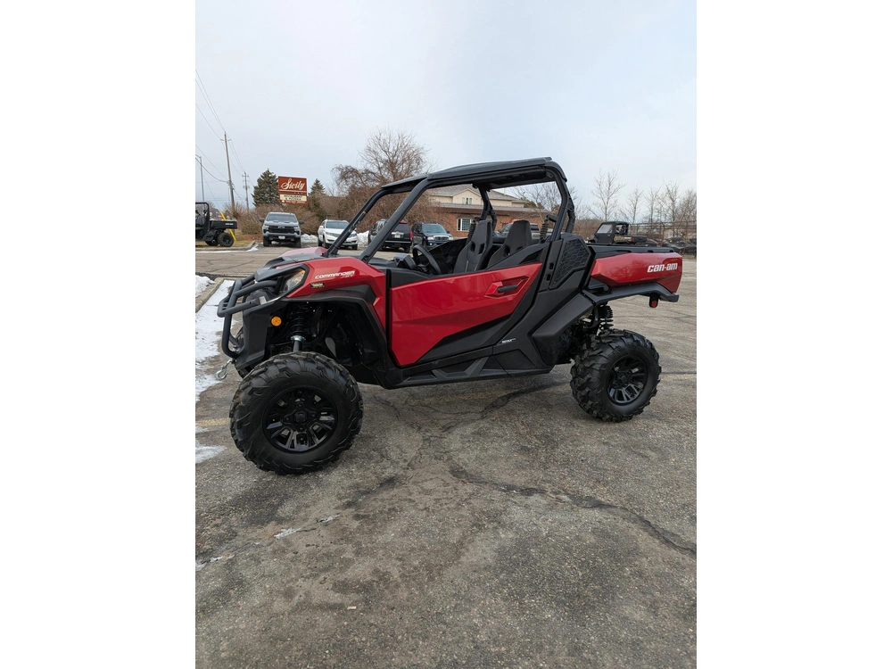 2024 Can-am Com Xt 64 1000r Rd 24 6grb alt