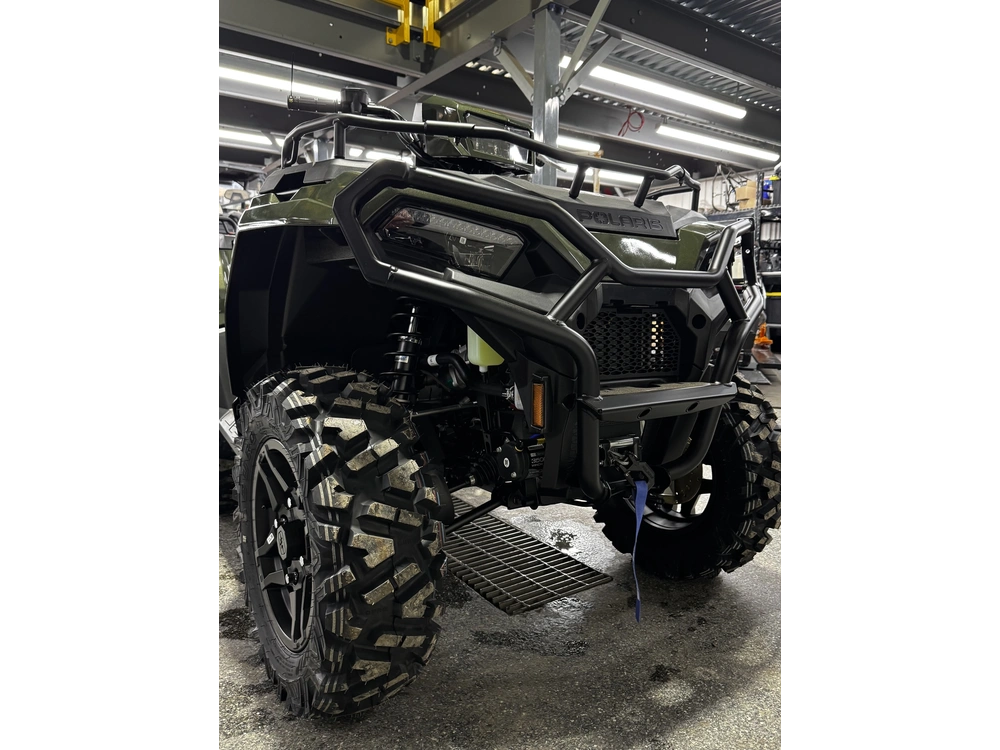 Polaris 570 Premium 40e 2026 alt