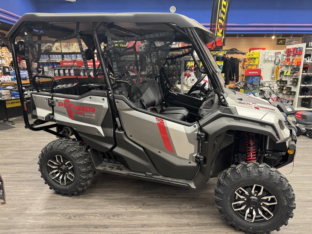 2025 Honda Pioneer 1000-5p Trail Special Edition alt