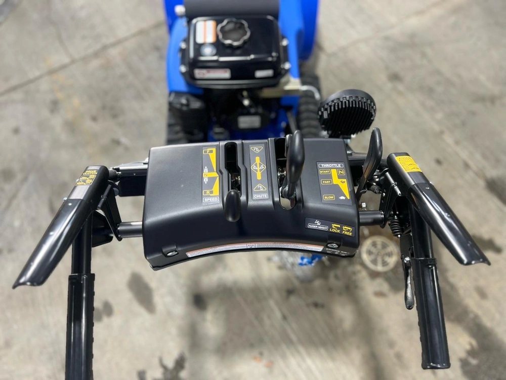 2025 Yamaha Yt624 alt