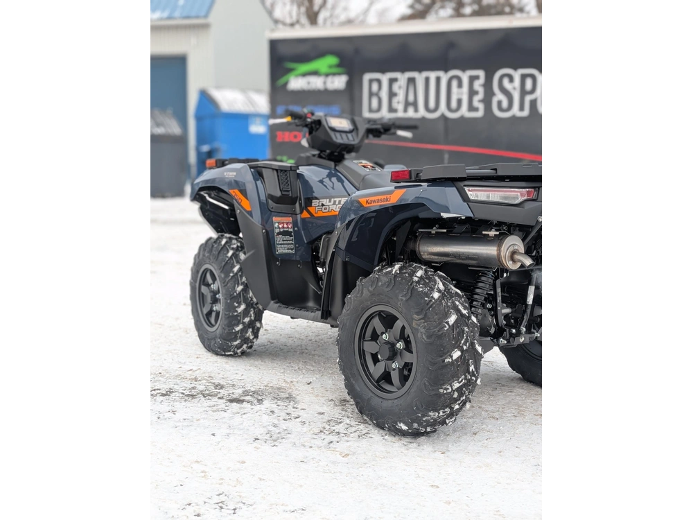 Kawasaki Brute Force 750 Eps 2026 | Kvf 750 ⚡ Le Vtt Japonais Le Plus Rapide Sur Le Marché ⚡ 2026 alt