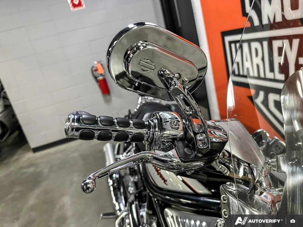 2006 Harley-davidson Vrscr alt