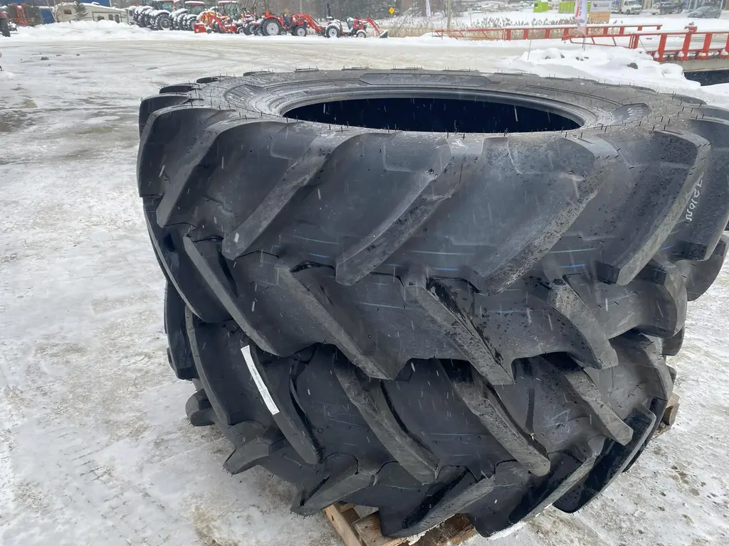 2025 MICHELIN 18.4R34 Agribib
