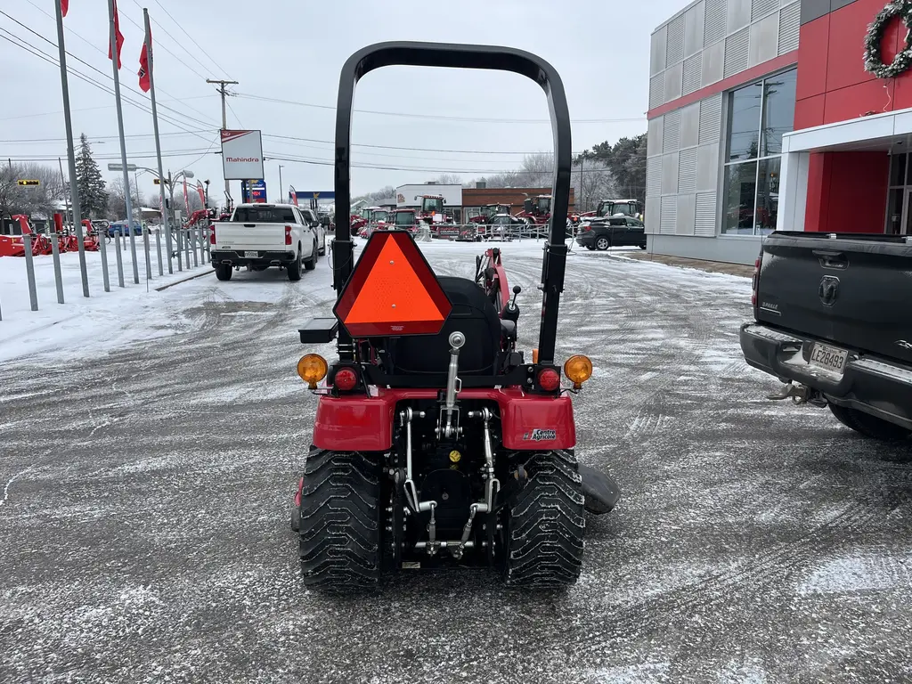 2024 Mahindra Emax20S ROPS