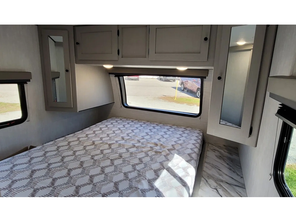 Apex 242barv 2025 alt