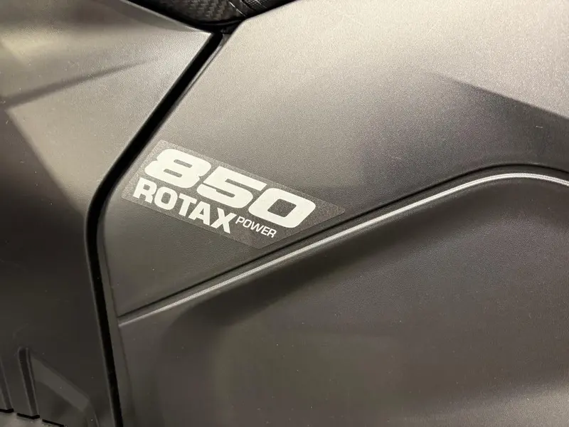 2025 Can-Am Outlander MAX XT 850
