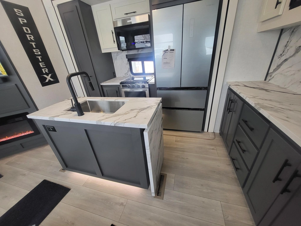 Kz-rv Sportster X 3915x 2025 alt