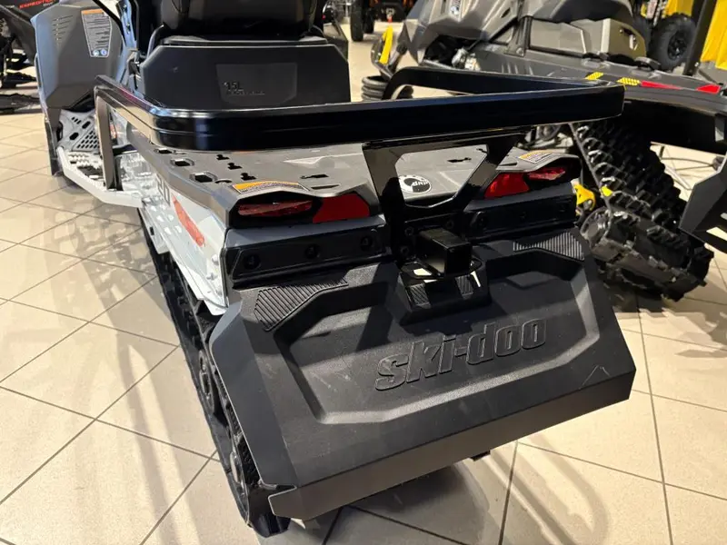 2025 Ski-Doo SKANDIC LE 20'' 900 ACE Silent Cobra 1.5'' E.S.