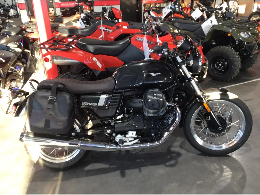 2019 Moto Guzzi V7 SPECIAL