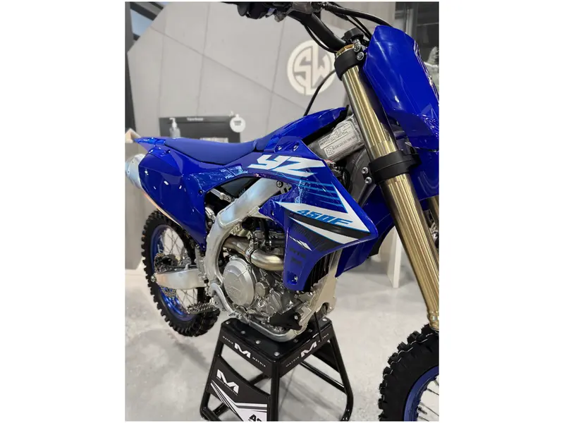 2025 Yamaha YZ450F thumbnail 2