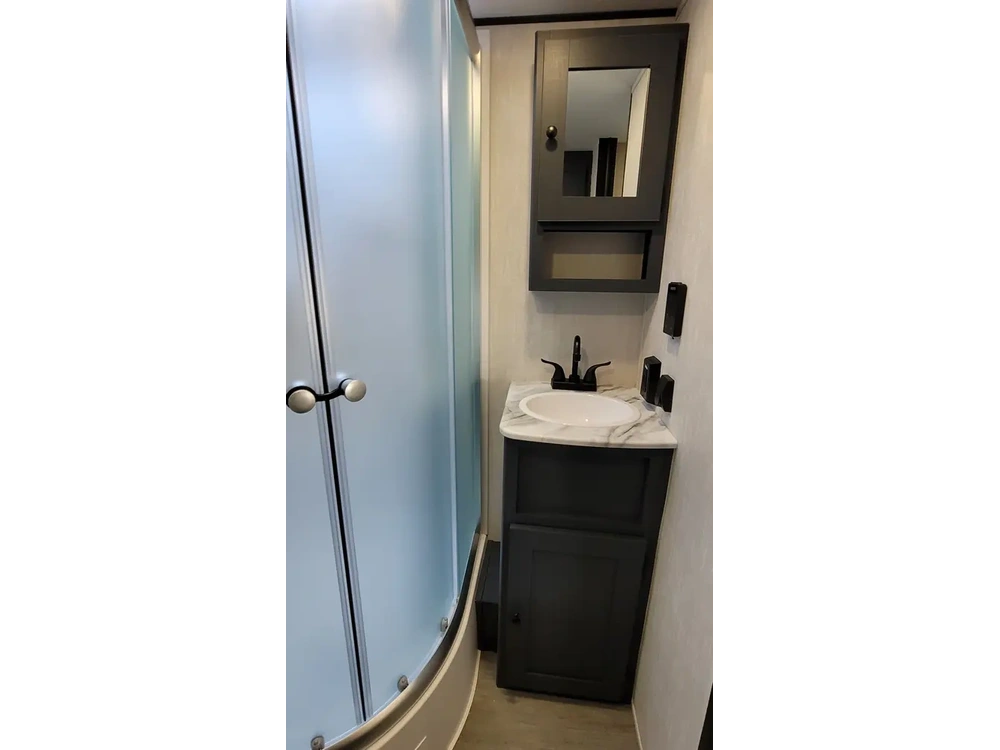 Apex 242barv 2025 alt