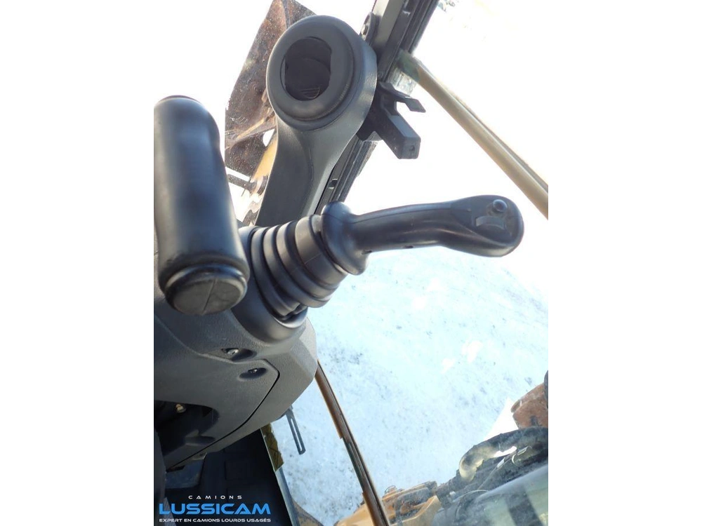 John Deere 410l 2016