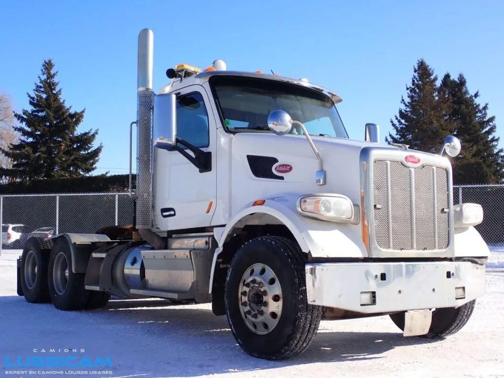 2017 Peterbilt 567