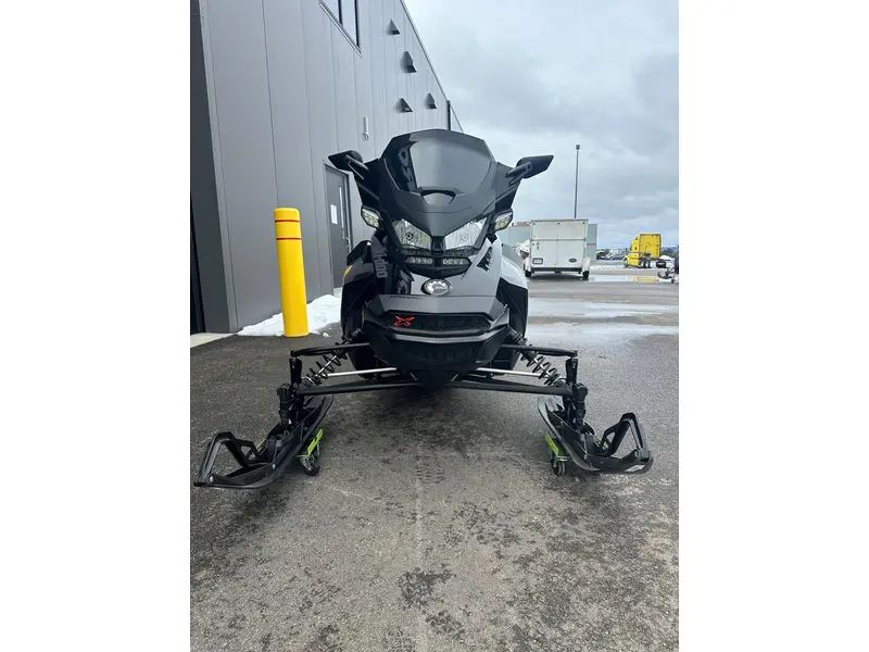 2021 Ski-Doo RENEGADE X 850 ETEC