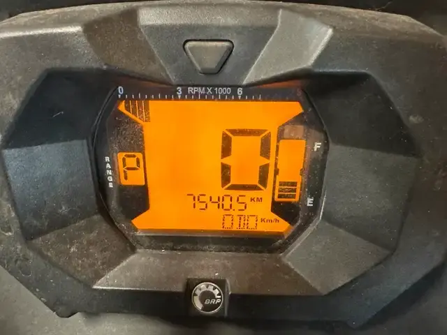 2014 Can-Am OUTLANDER 650 XT MAX