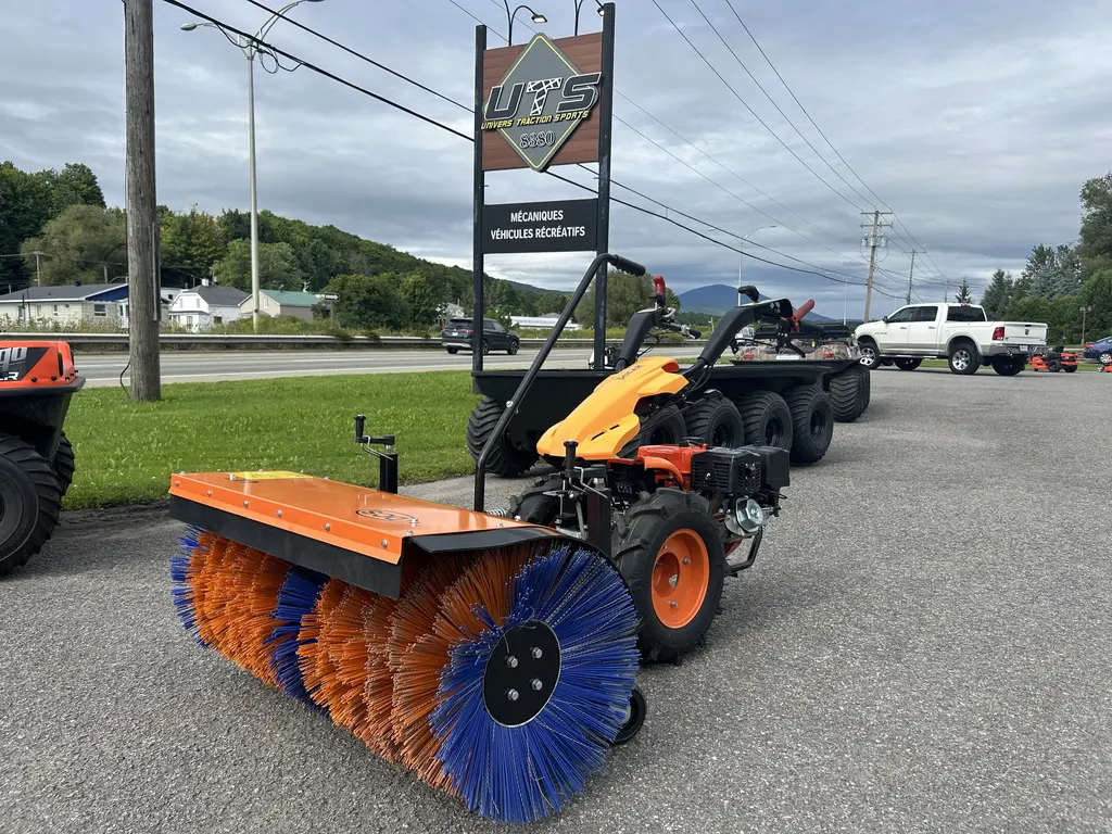 2026 Ducar Tracteur 2 roues DCS Ducar avec brosse 44’’ 