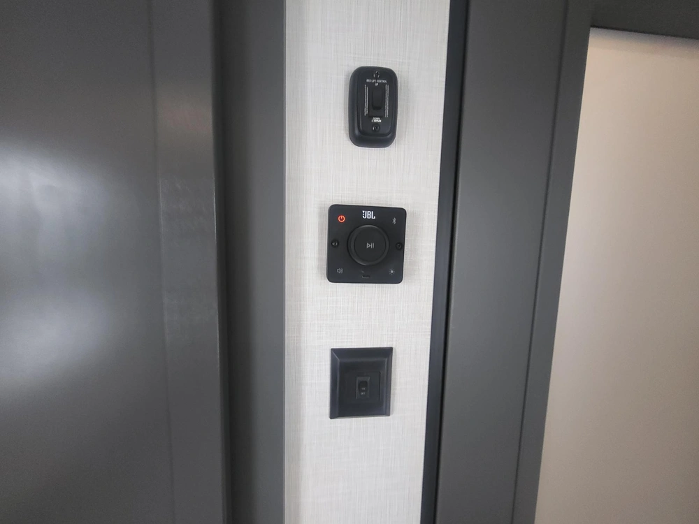 Kz-rv Sportster X 3915x 2025 alt