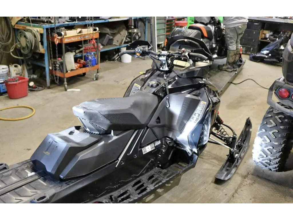 2022 SKI-DOO XRS 850