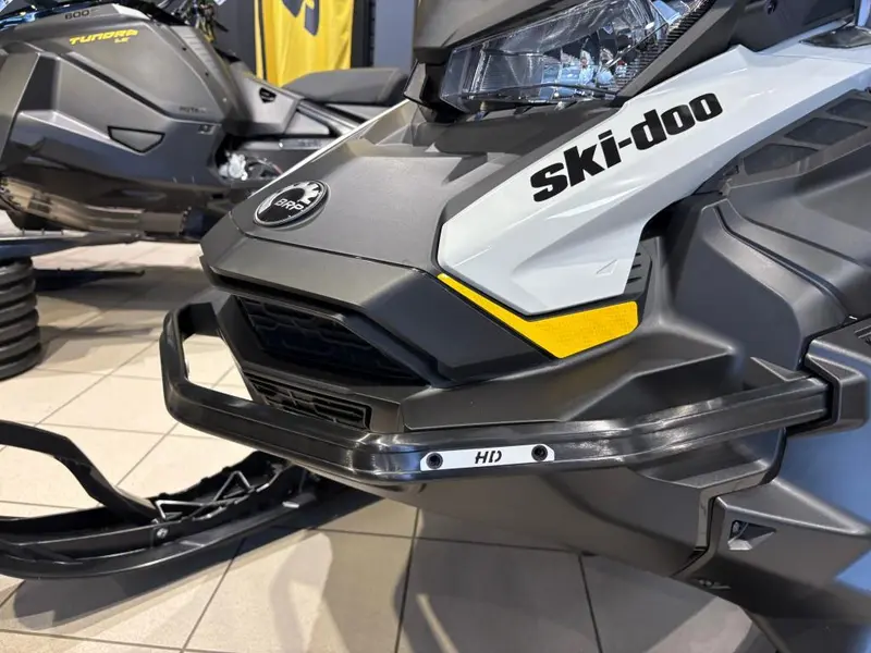 2025 Ski-Doo SKANDIC LE 20'' 900 ACE Silent Cobra 1.5'' E.S.