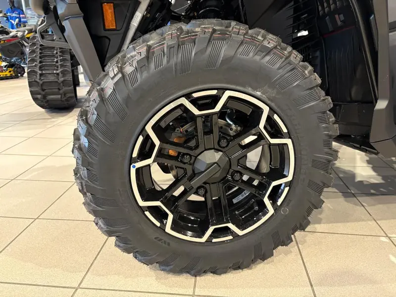 2025 Can-Am Outlander MAX XT 850