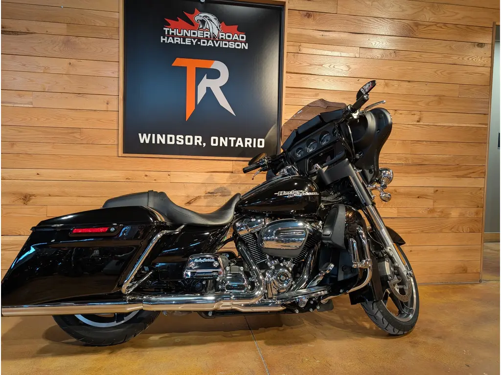 2019 Harley-Davidson FLHX STREET GLIDE