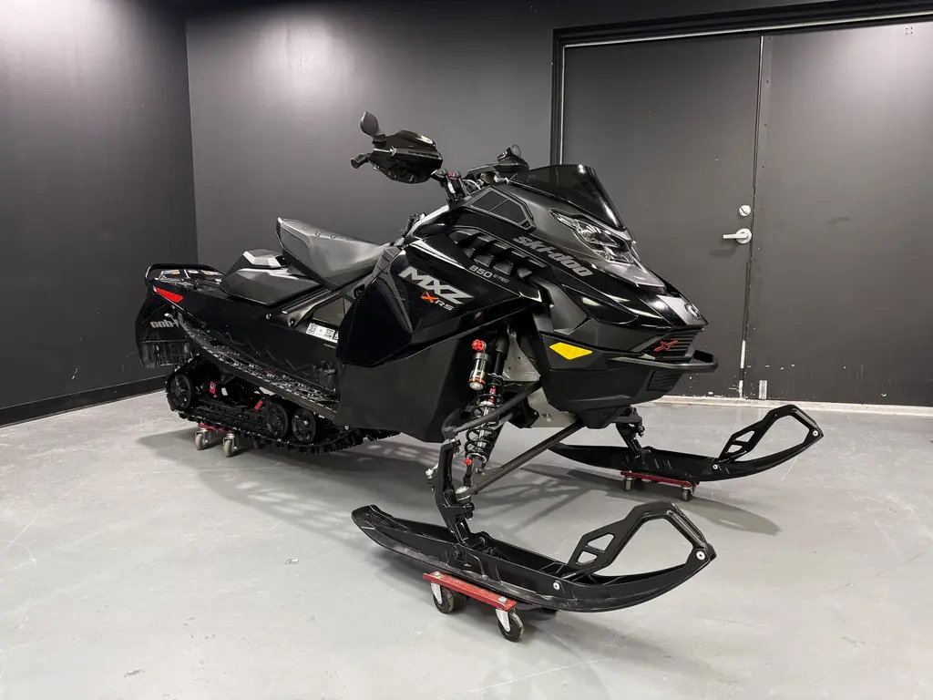 2024 Ski-Doo MXZ  XRS 850 E-TEC /
