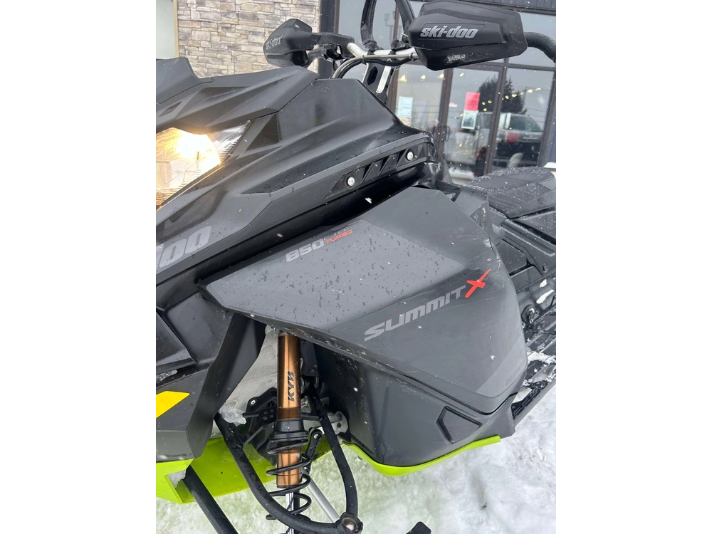 2021 Ski-doo Summit X 850 Turbo alt