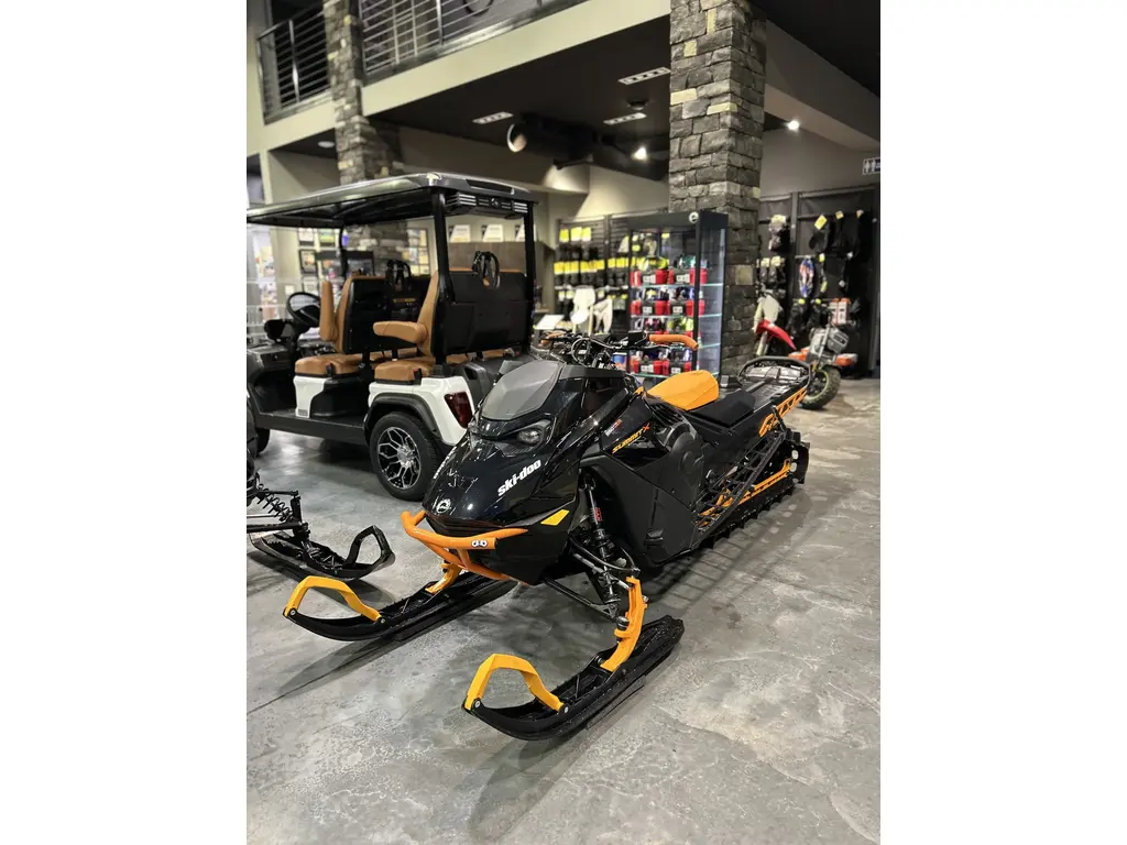 2024 Ski-Doo Summit X with Expert 154 850 Turbo