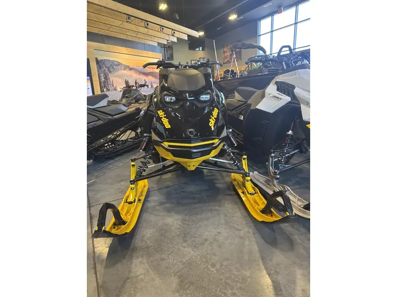 2024 Ski-Doo SUMMIT  HILL CLIMB 850 SHOT 154 2.5 HCE