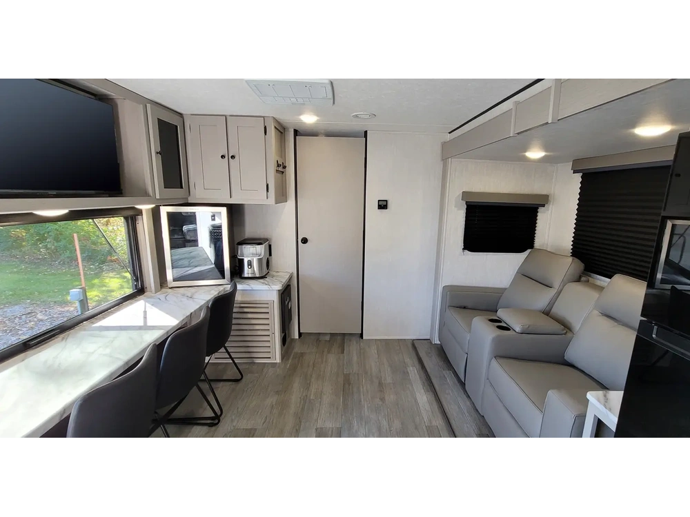 Apex 242barv 2025 alt