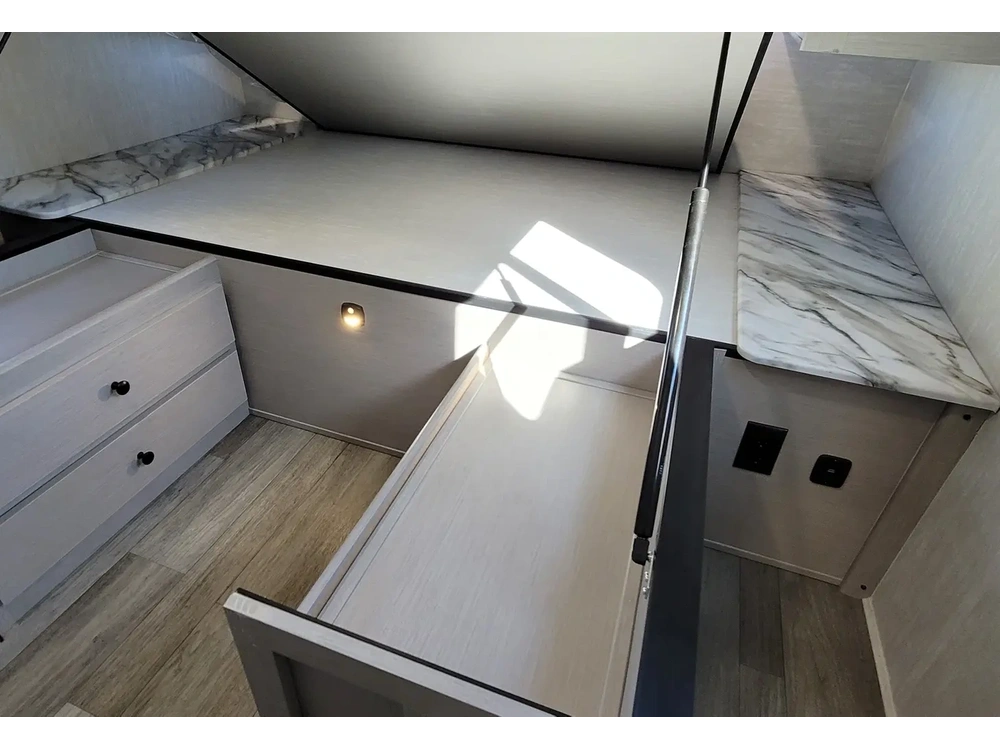 Apex 242barv 2025 alt