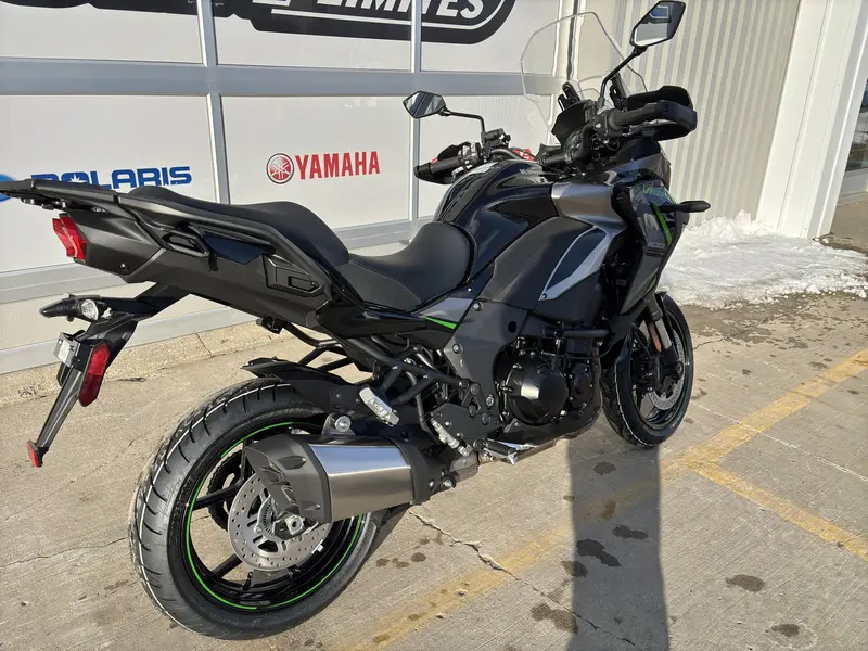 2025 Kawasaki Versys 1100 LT SE