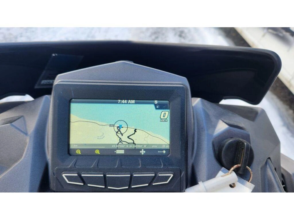 Polaris 800 Pro-rmk 163 Le 2017 alt