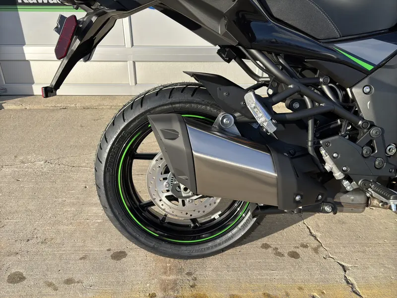2025 Kawasaki Versys 1100 LT SE