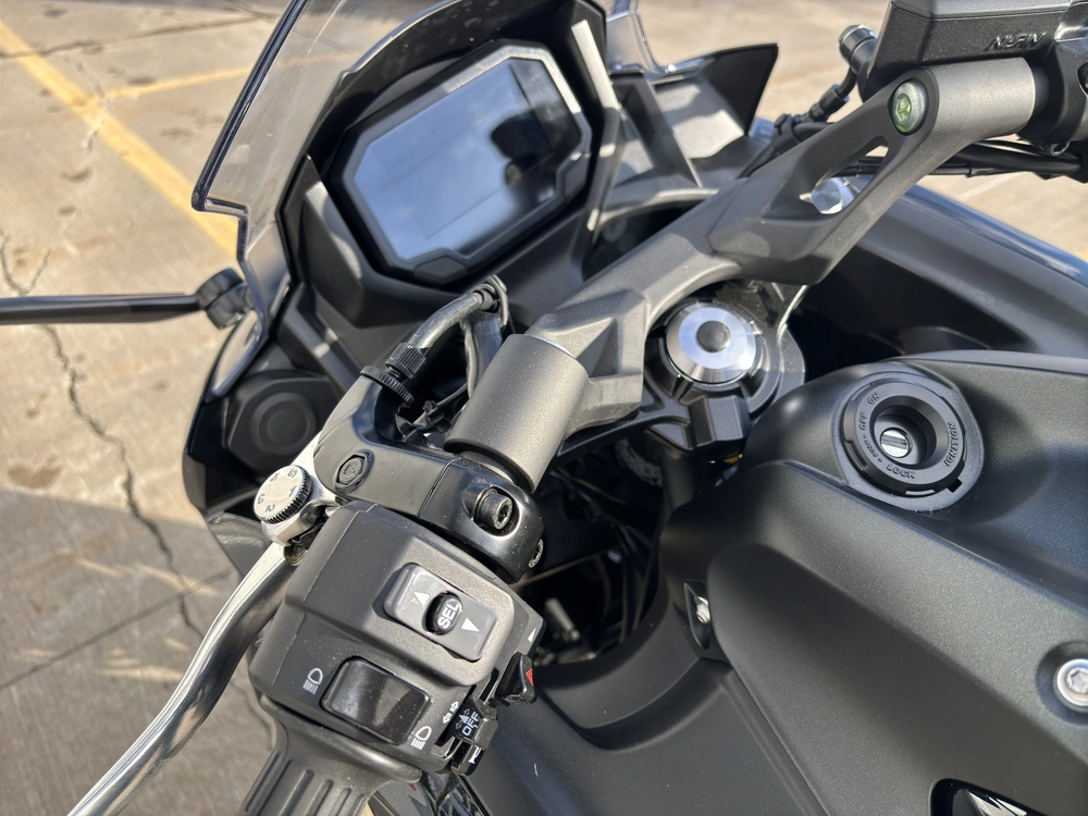 2025 Kawasaki Ninja 650 Abs alt