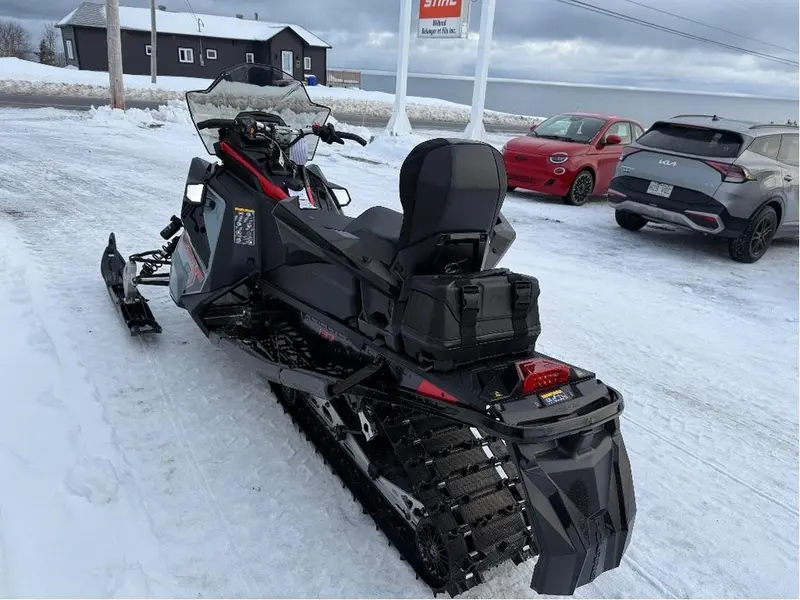 2025 Polaris Indy Adventure PROSTAR 4 TEMPS