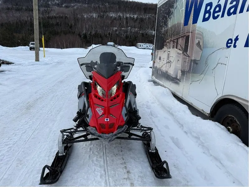 2025 Polaris Indy Adventure PROSTAR 4 TEMPS