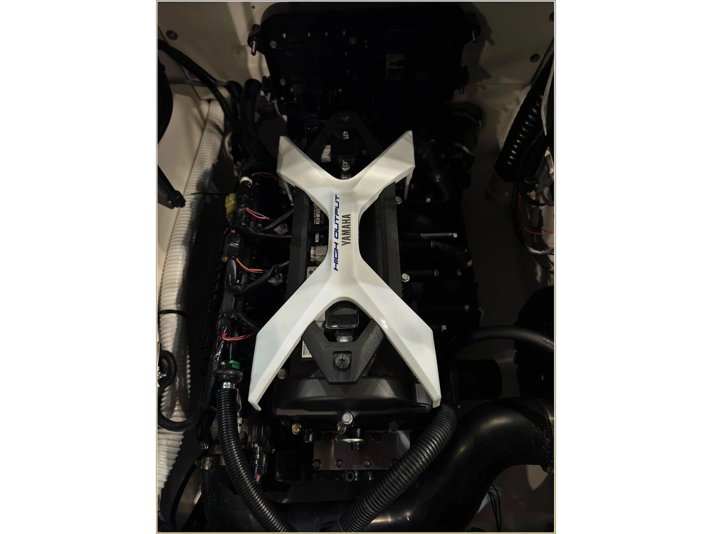 2025 Yamaha Sx190 + $1500 Watersports Package Included!! $4,000 Rebate Included + 3.99% Financing alt