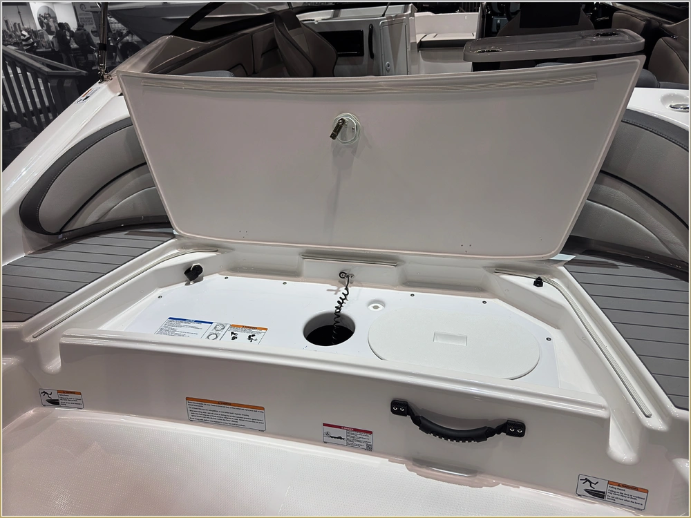 2025 Yamaha Sx190 + $1500 Watersports Package Included!! $4,000 Rebate Included + 3.99% Financing alt
