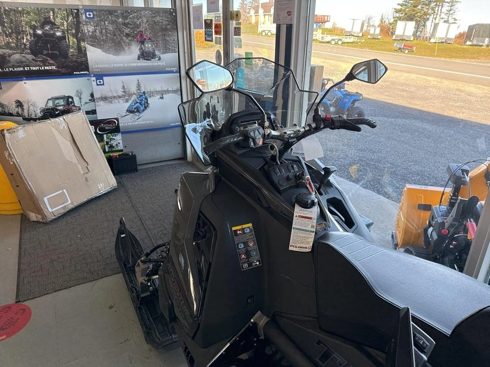 Polaris Titan 650 2025 alt
