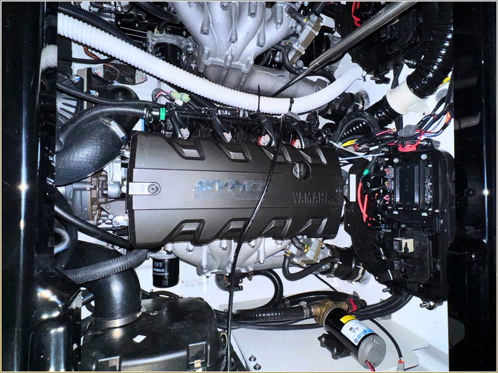 2025 Yamaha 255xd No Luxury Tax alt