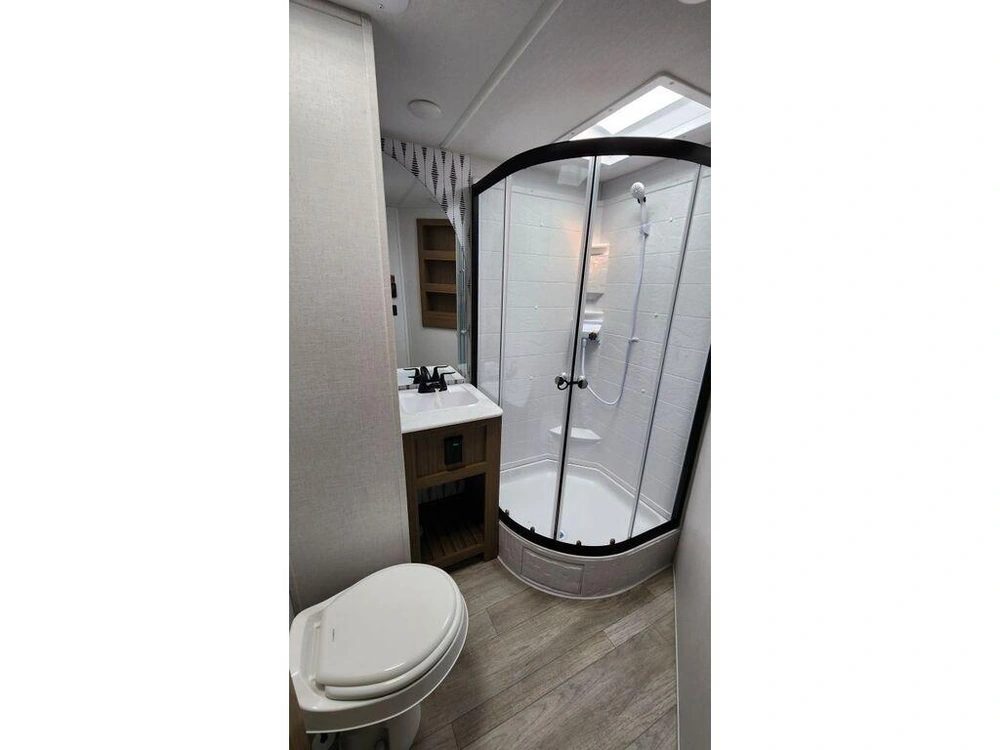 Salem 29vbud 2025 alt