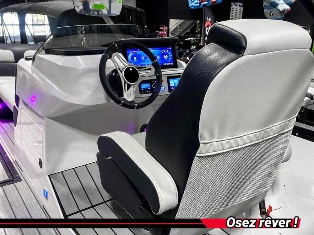 Montara Ponton Bateau Surf-boss 25 2.0 Démonstrateur 2023 alt